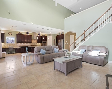 5210 Sparrowglen Place - Photo Thumbnail 9
