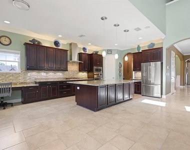 5210 Sparrowglen Place - Photo Thumbnail 5