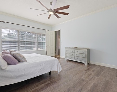 5210 Sparrowglen Place - Photo Thumbnail 11