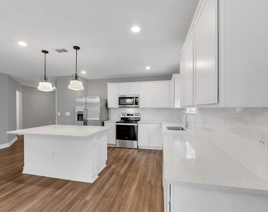 9514 Summers Cay Circle - Photo Thumbnail 7