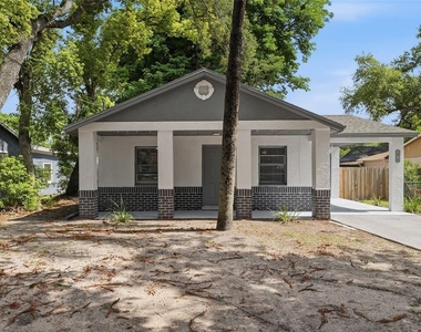 3014 E Osborne Avenue - Photo Thumbnail 1