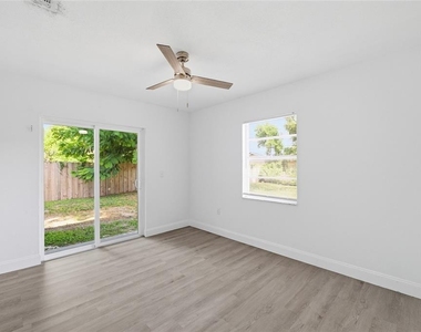 3014 E Osborne Avenue - Photo Thumbnail 21