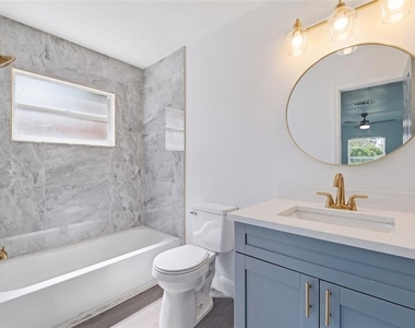 3014 E Osborne Avenue - Photo Thumbnail 19