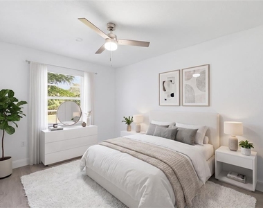 3014 E Osborne Avenue - Photo Thumbnail 14