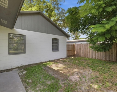 3014 E Osborne Avenue - Photo Thumbnail 26