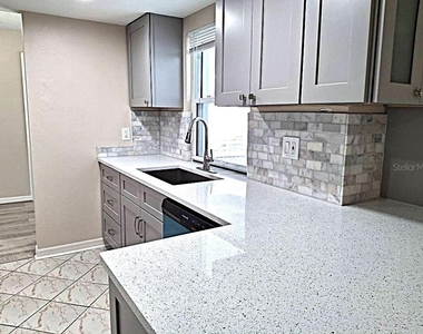 8308 123rd Avenue - Photo Thumbnail 5