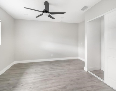 10341 Kumquat Lane - Photo Thumbnail 34