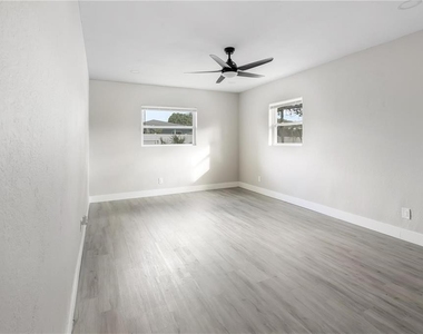 10341 Kumquat Lane - Photo Thumbnail 22