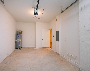 11194 Treasure Swale Way - Photo Thumbnail 12