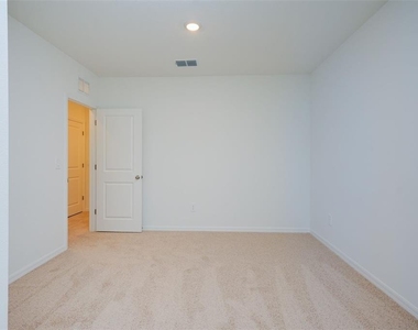 11194 Treasure Swale Way - Photo Thumbnail 42