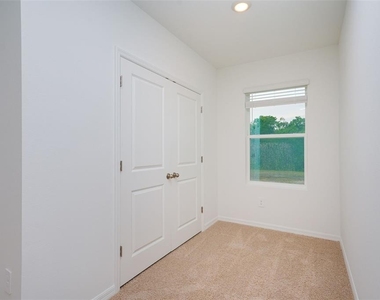 11194 Treasure Swale Way - Photo Thumbnail 41