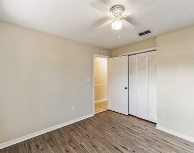9616 N Oklawaha Avenue - Photo Thumbnail 27