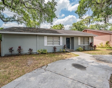 9616 N Oklawaha Avenue - Photo Thumbnail 42