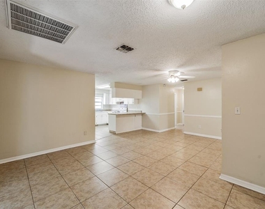 9616 N Oklawaha Avenue - Photo Thumbnail 22