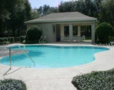 2221 Golden Oak Lane - Photo Thumbnail 16