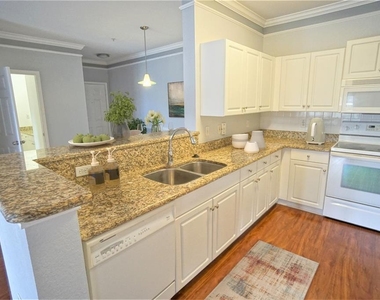4304 Bayside Village Drive - Photo Thumbnail 5