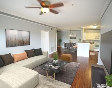4304 Bayside Village Drive - Photo Thumbnail 2