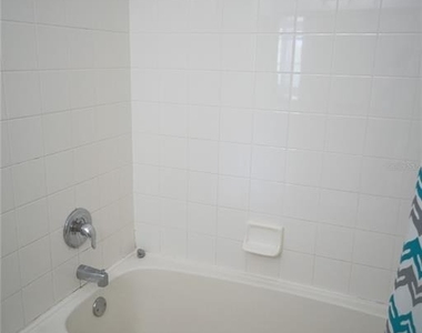 4304 Bayside Village Drive - Photo Thumbnail 15