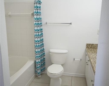4304 Bayside Village Drive - Photo Thumbnail 13