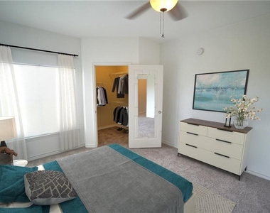 4304 Bayside Village Drive - Photo Thumbnail 1