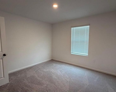 5098 Clay Whaley Road - Photo Thumbnail 13