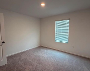 5098 Clay Whaley Road - Photo Thumbnail 18