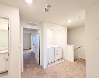 1559 Candlefire Row - Photo Thumbnail 18
