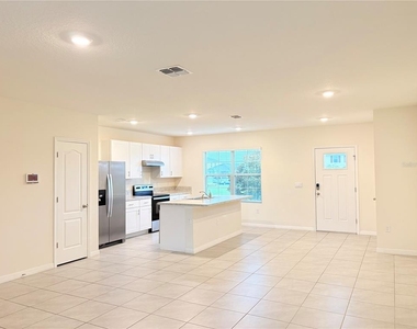 1559 Candlefire Row - Photo Thumbnail 2
