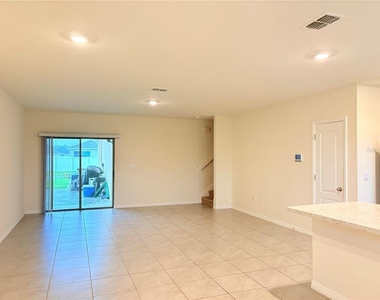 1559 Candlefire Row - Photo Thumbnail 1