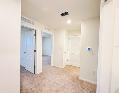 1559 Candlefire Row - Photo Thumbnail 8