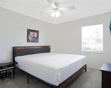 928 Loma Bonita Drive - Photo Thumbnail 30