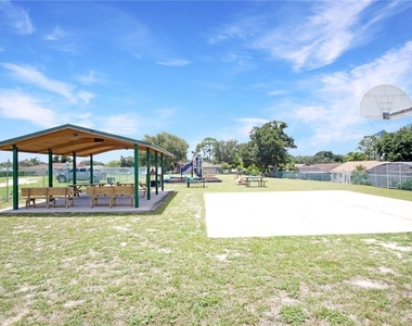 928 Loma Bonita Drive - Photo Thumbnail 39