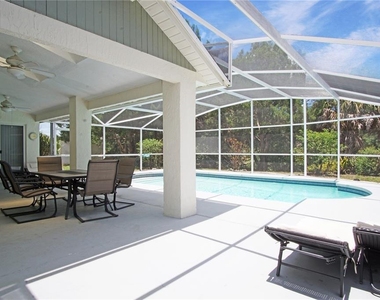 928 Loma Bonita Drive - Photo Thumbnail 12