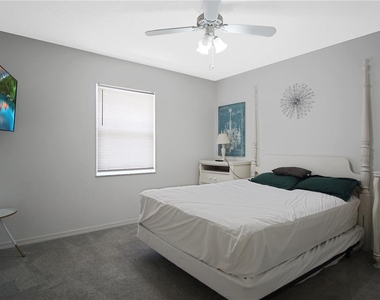 928 Loma Bonita Drive - Photo Thumbnail 29