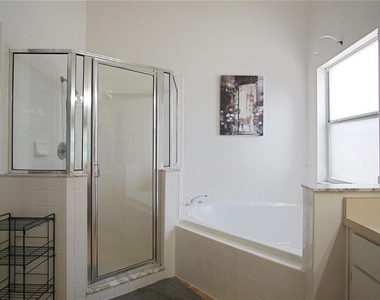 928 Loma Bonita Drive - Photo Thumbnail 25