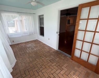 207 E Halifax Avenue - Photo Thumbnail 9