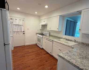 207 E Halifax Avenue - Photo Thumbnail 15