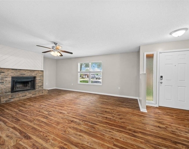 1820 Se 57th Avenue - Photo Thumbnail 7