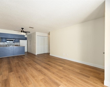 3025 Se 55th Avenue - Photo Thumbnail 7
