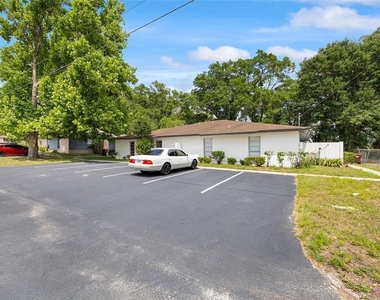 3025 Se 55th Avenue - Photo Thumbnail 3