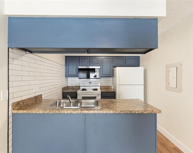 3025 Se 55th Avenue - Photo Thumbnail 15