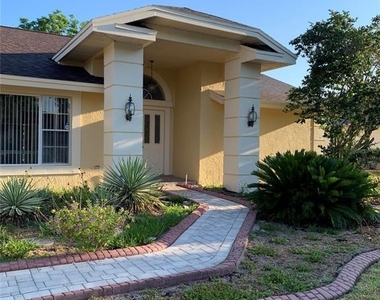 8621 Ashbury Drive - Photo Thumbnail 1