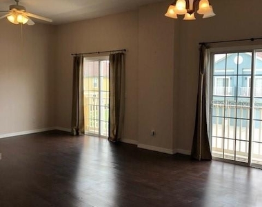 10923 Derringer Drive - Photo Thumbnail 1