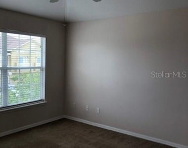 10923 Derringer Drive - Photo Thumbnail 4