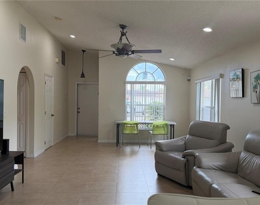 632 Dharma Circle - Photo Thumbnail 2