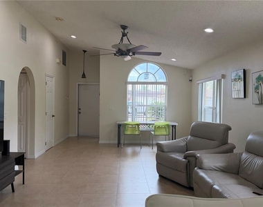 632 Dharma Circle - Photo Thumbnail 3