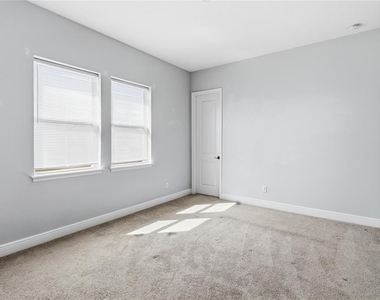 13030 Stoddart Avenue - Photo Thumbnail 8
