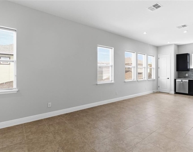 13030 Stoddart Avenue - Photo Thumbnail 10