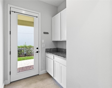 13026 Stoddart Avenue - Photo Thumbnail 15