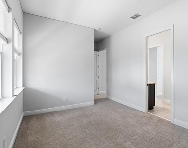 13026 Stoddart Avenue - Photo Thumbnail 27